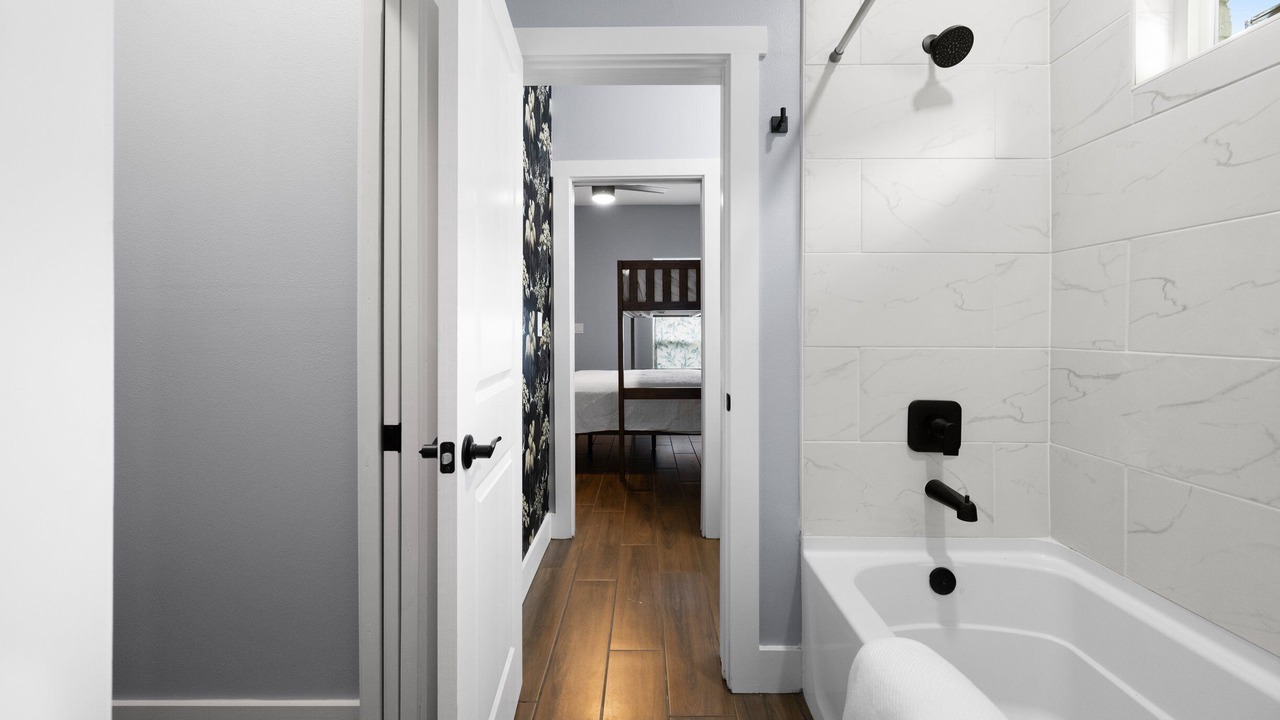 Photo of Bathroom in Northwest Corpus Christi