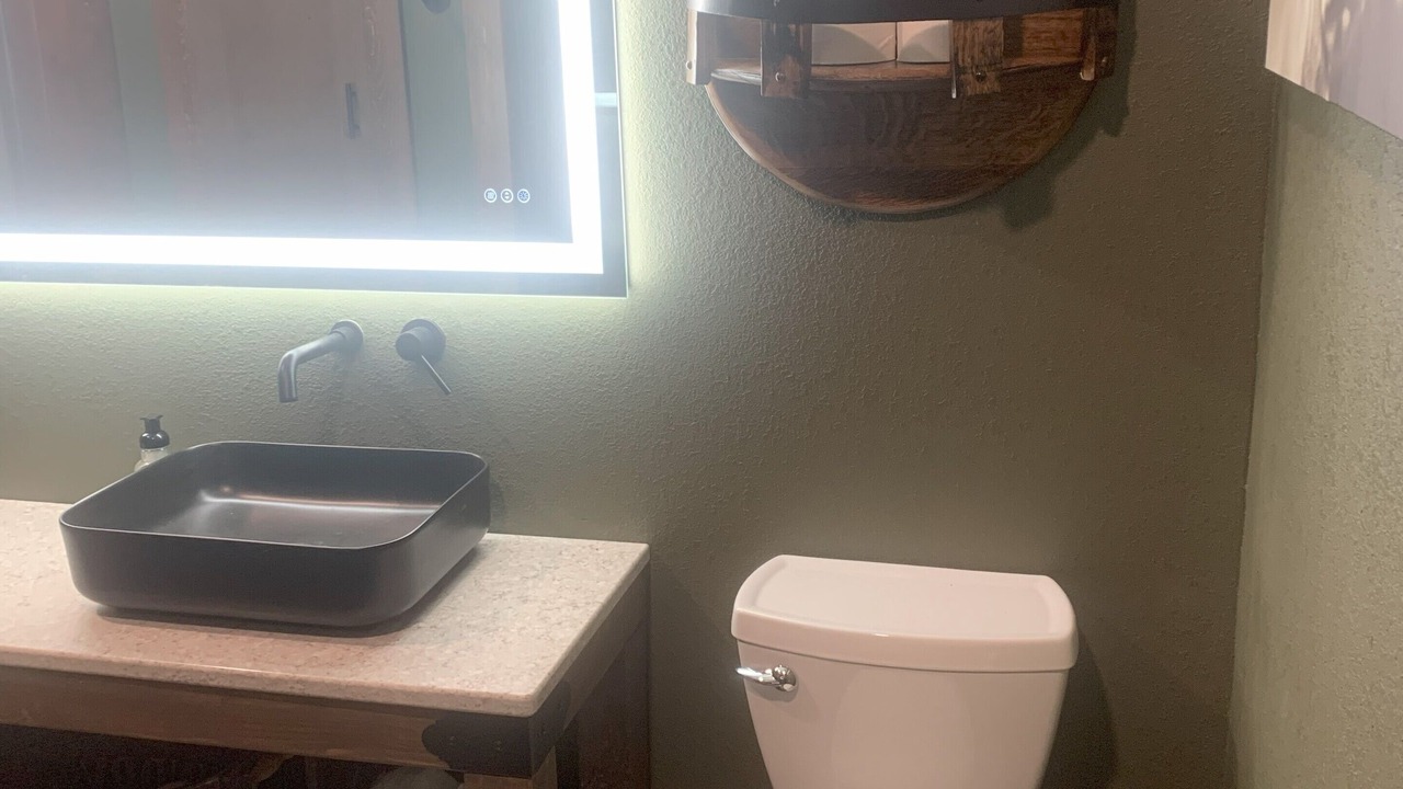 Photo of Bathroom in El Dorado