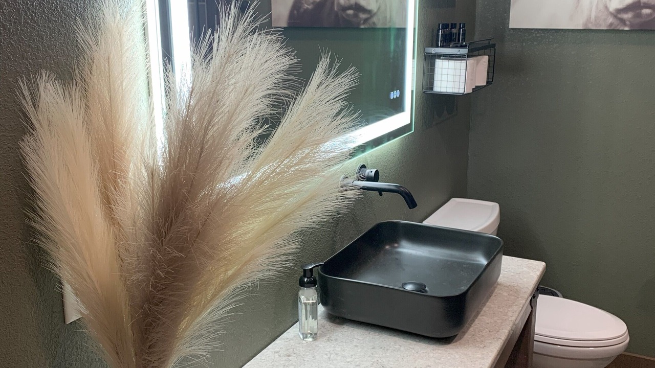 Photo of Bathroom in El Dorado