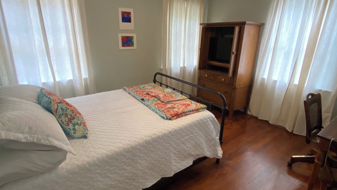 Photo of Bedroom in Hattiesburg