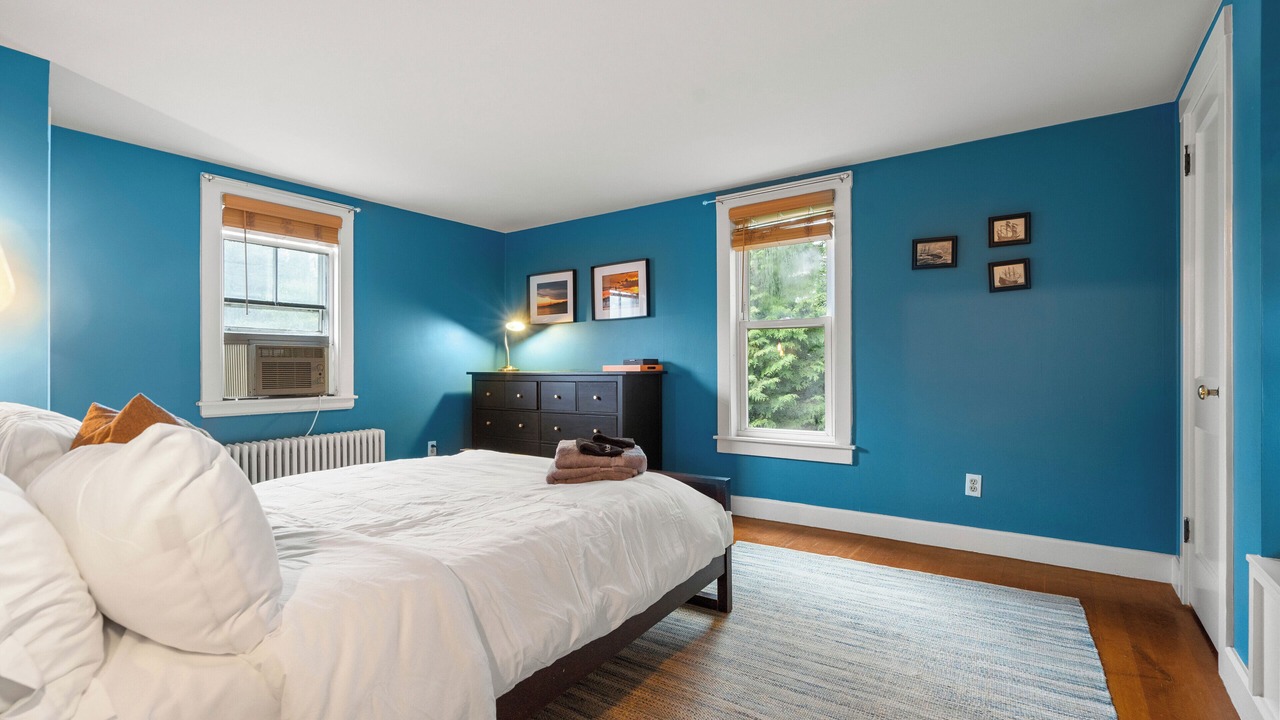 Photo of Bedroom in Marblehead