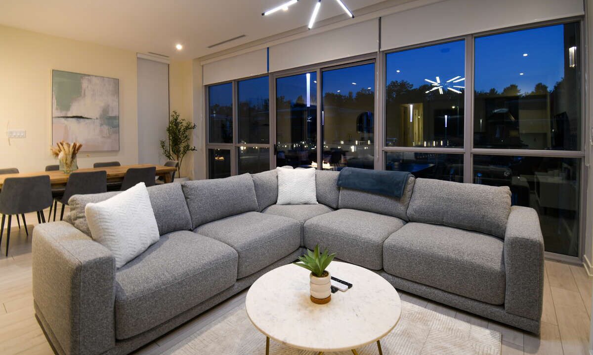 Photo of Livingroom in Innisfil