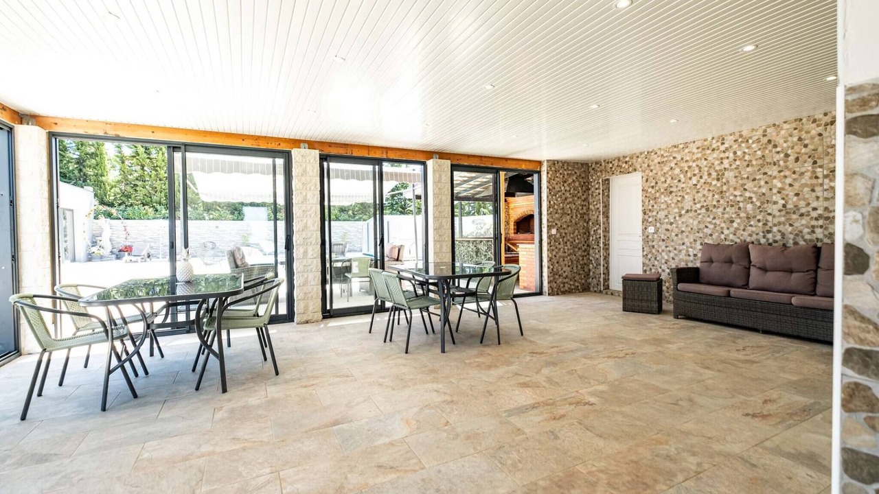 Photo of Others in Boudou