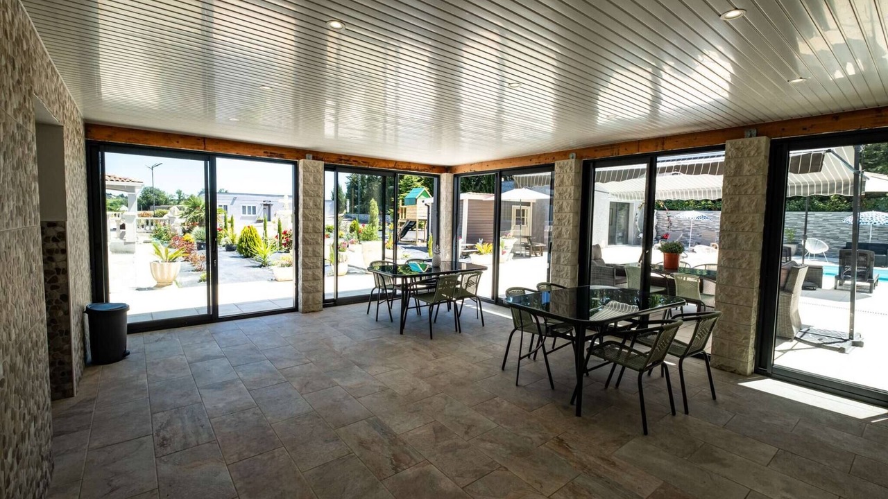 Photo of Others in Boudou