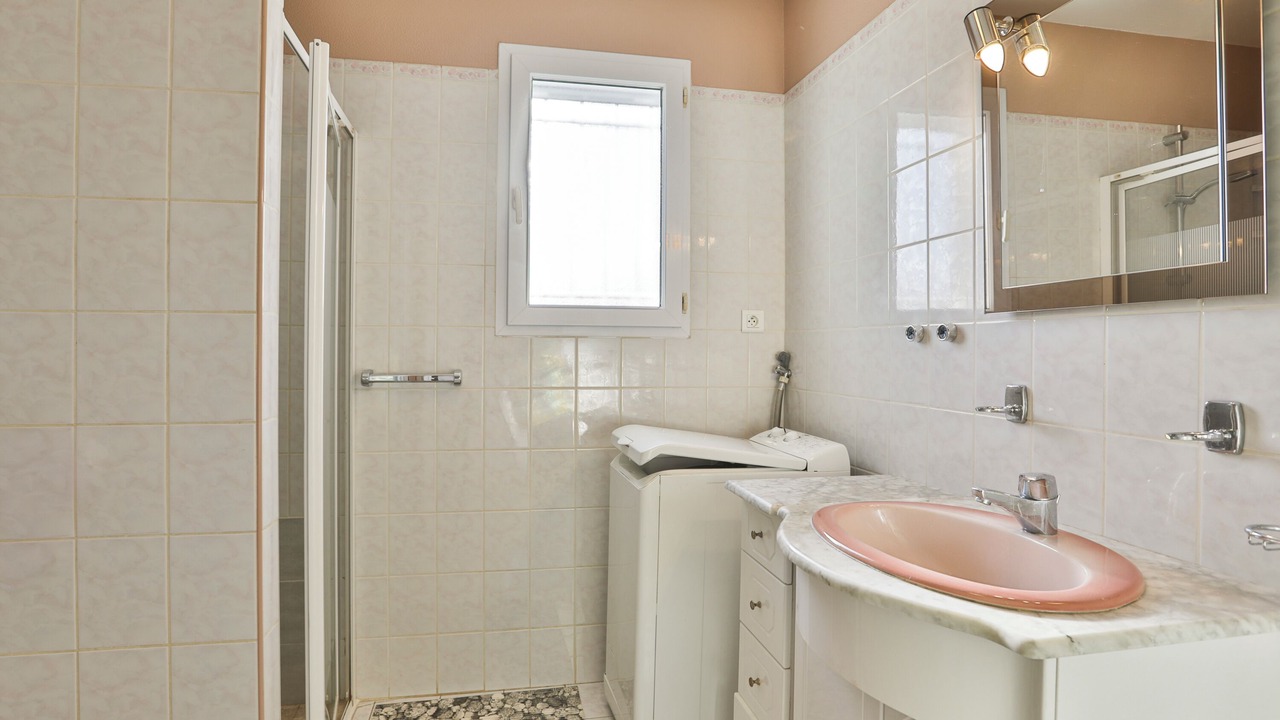 Photo of Bathroom in Longeville-sur-Mer