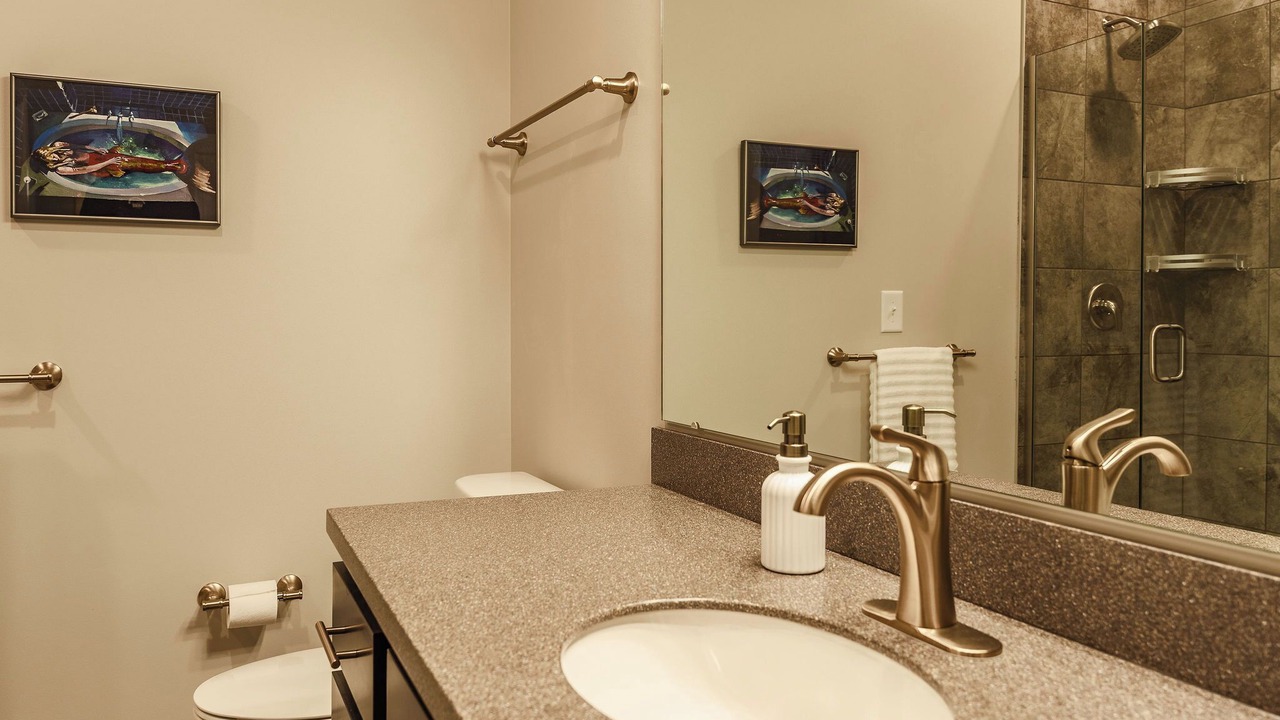 Photo of Bathroom in Lawrence