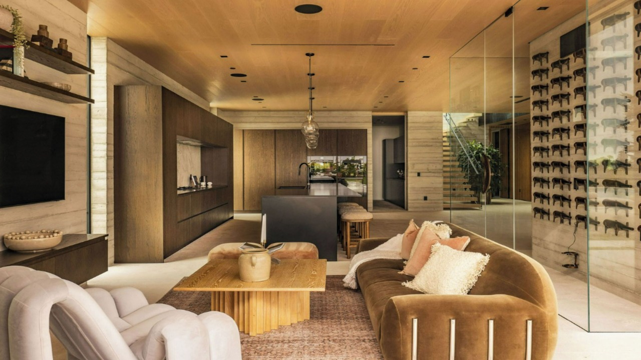 Photo of Livingroom in Central Malibu