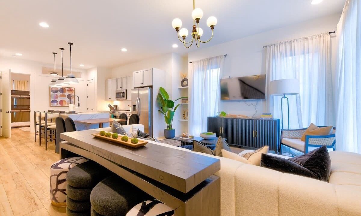 Photo of Livingroom in Katie Hill Neighborhood