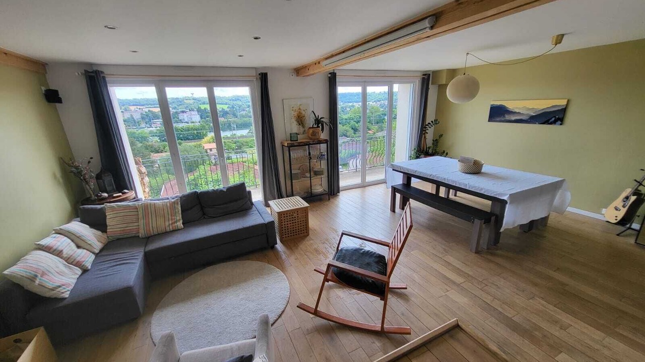 Photo of Livingroom in Albigny-sur-Saone