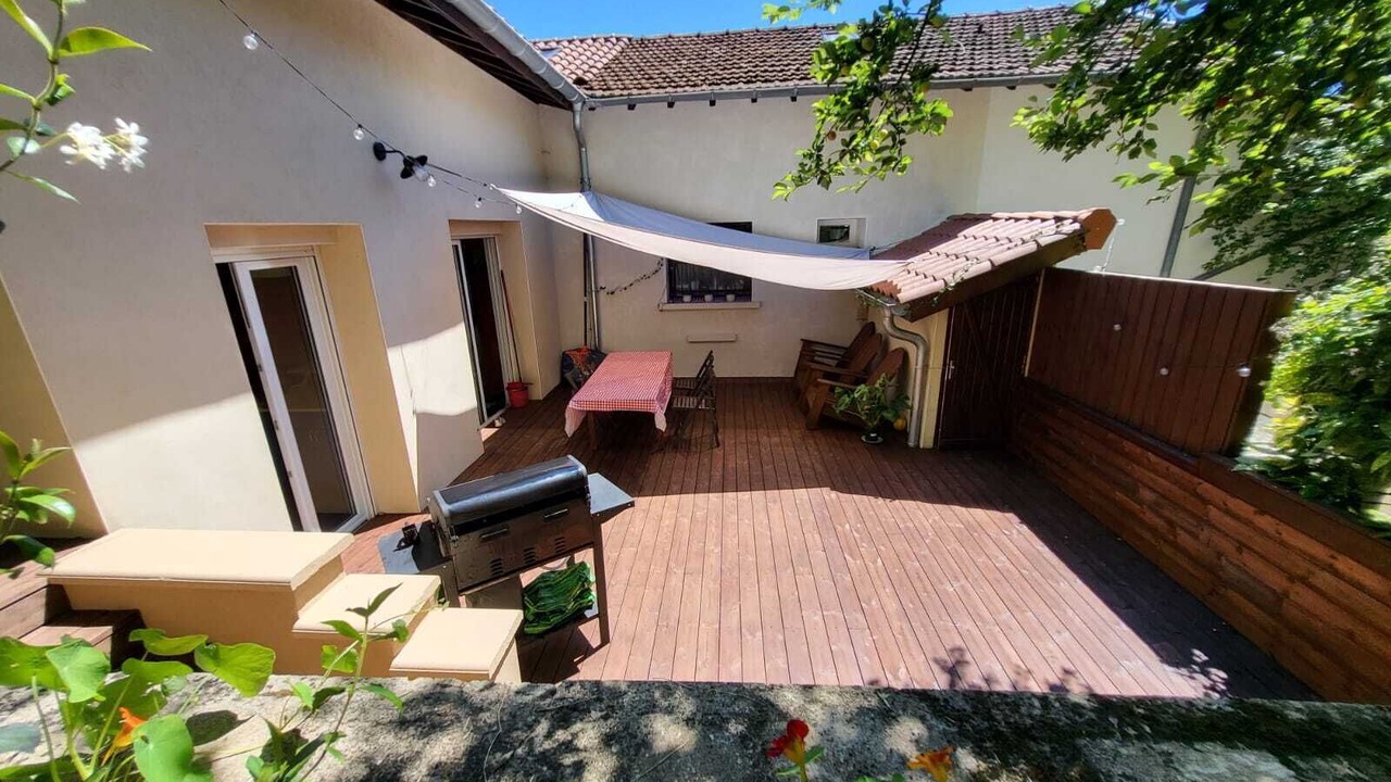 Photo of Outdoor in Albigny-sur-Saone