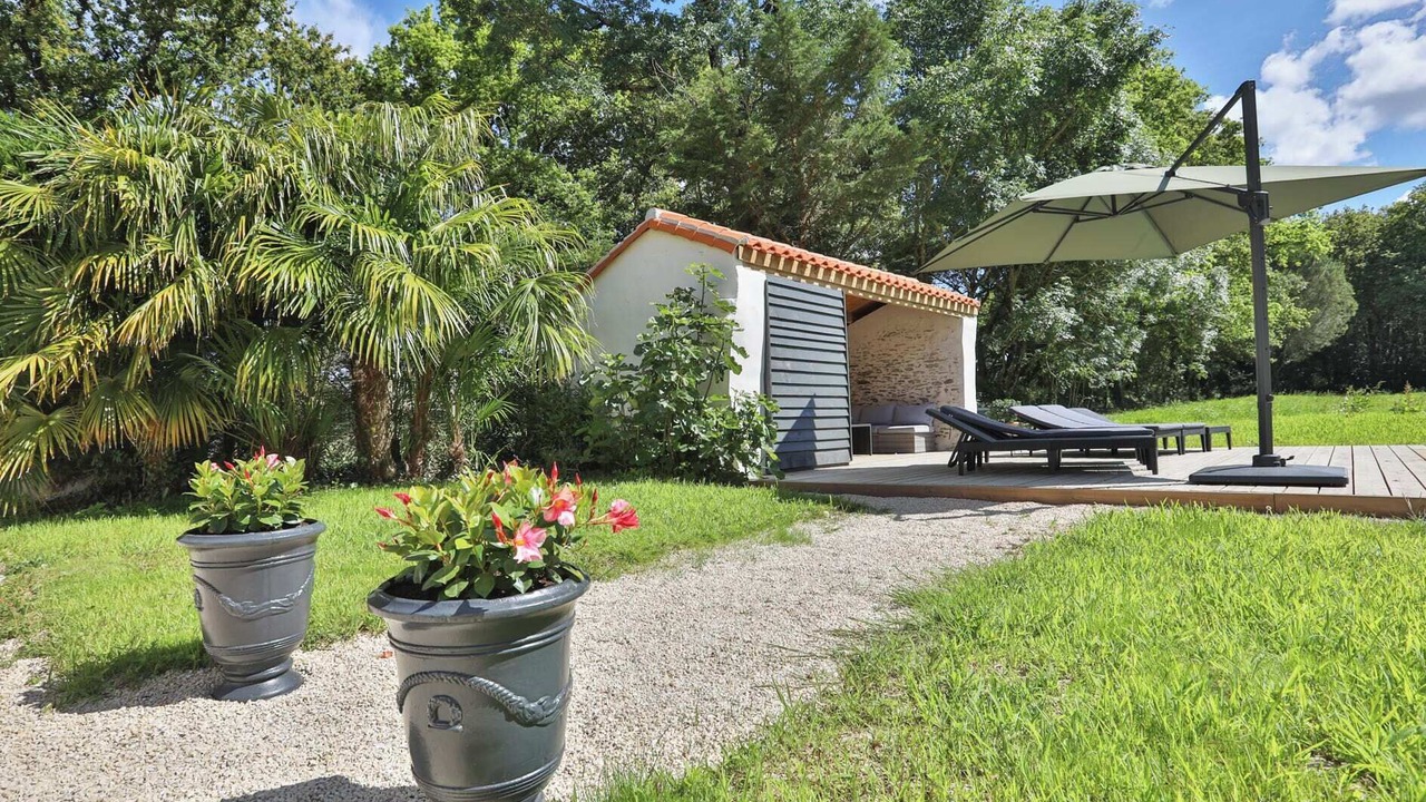 Photo of Patio Balcony in Le Girouard