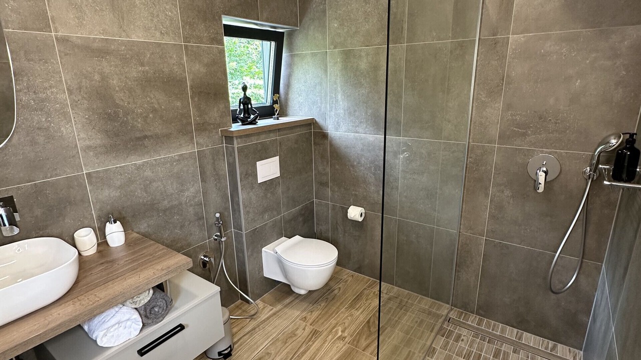 Photo of Bathroom in Obrs