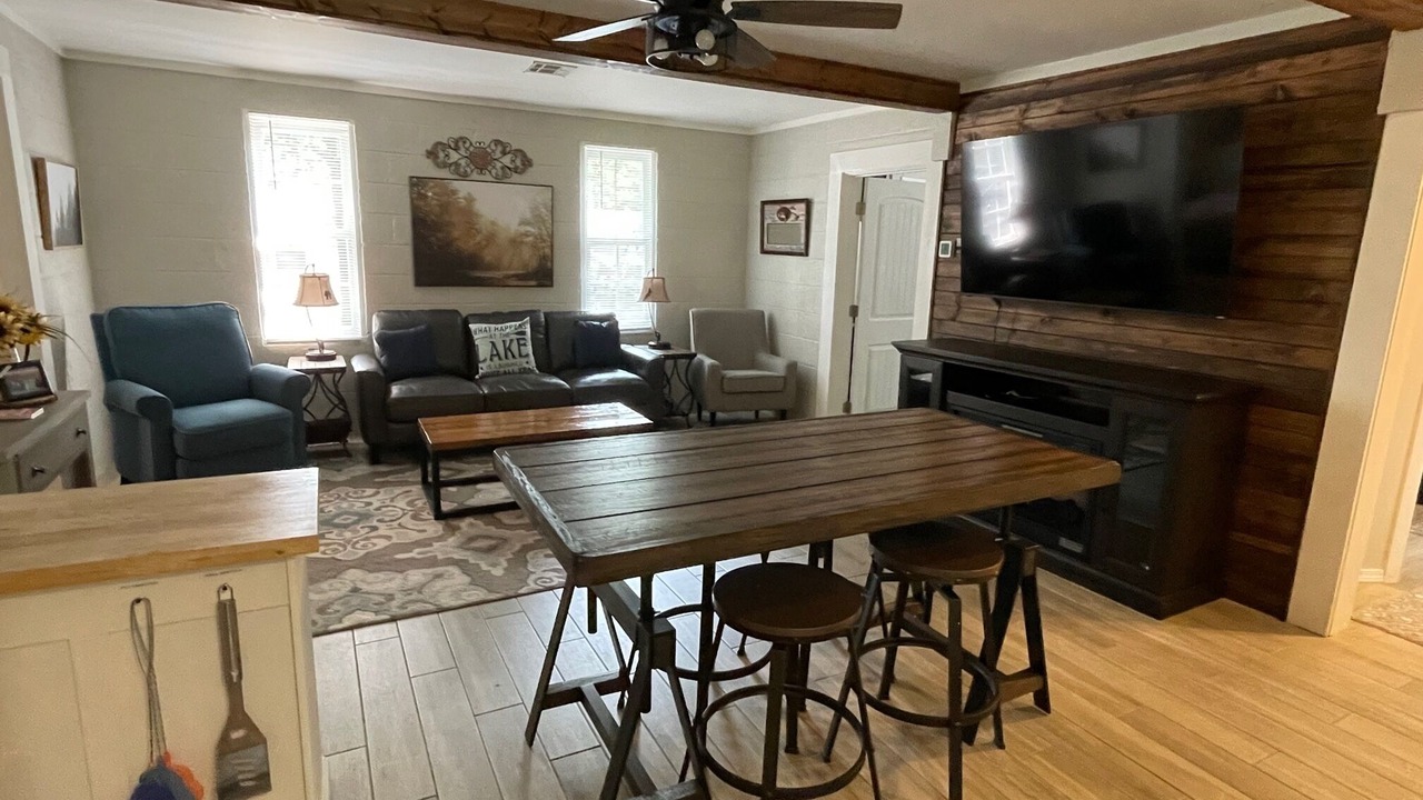 Photo of Livingroom in Wagoner