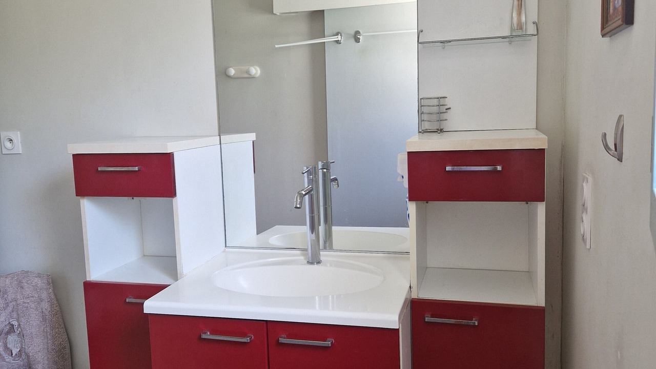 Photo of Bathroom in Saint-Denis-d'Oleron