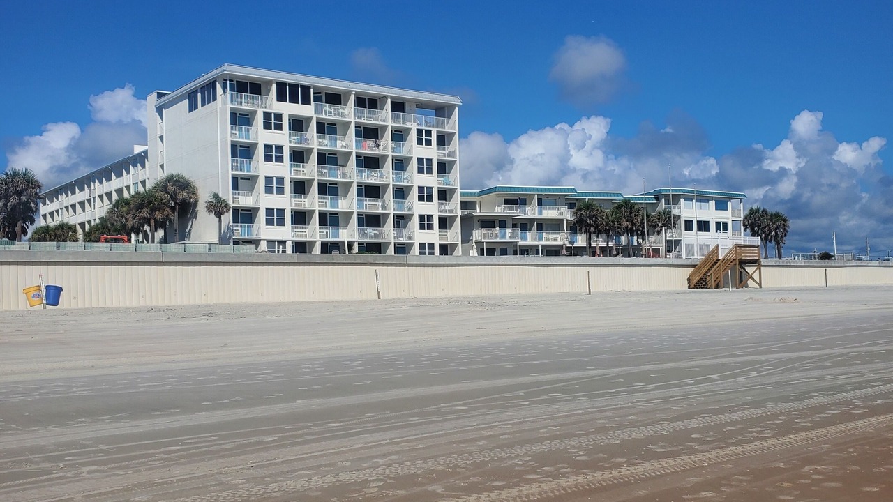 Photo of Others in Silver Terrace