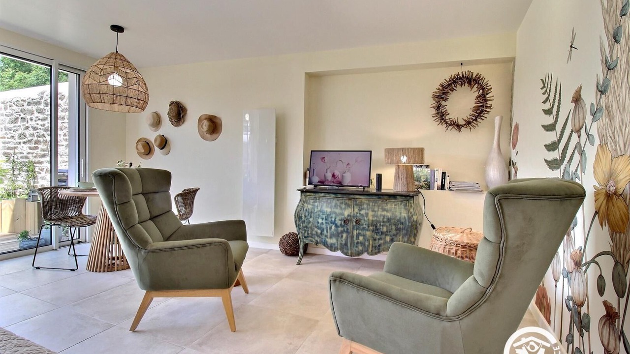 Photo of Livingroom in Peaule