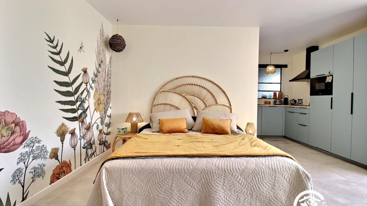 Photo of Bedroom in Peaule