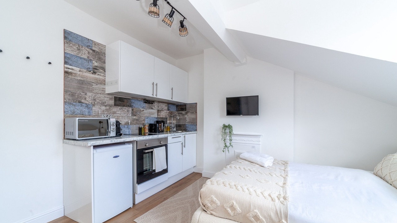 Photo of Bedroom in Highbury West