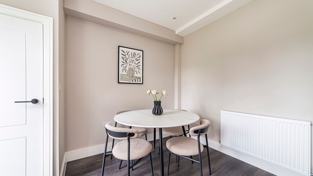 Photo of Others in Barnhill