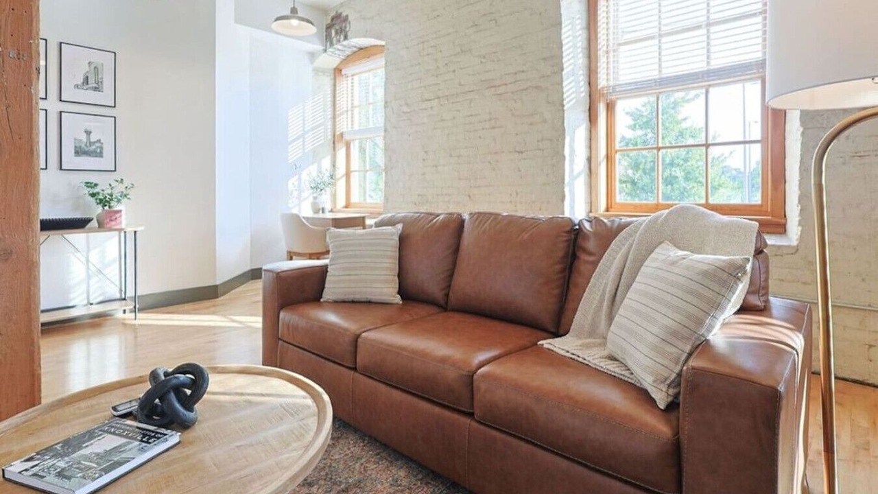 Photo of Livingroom in Downtown Knoxville