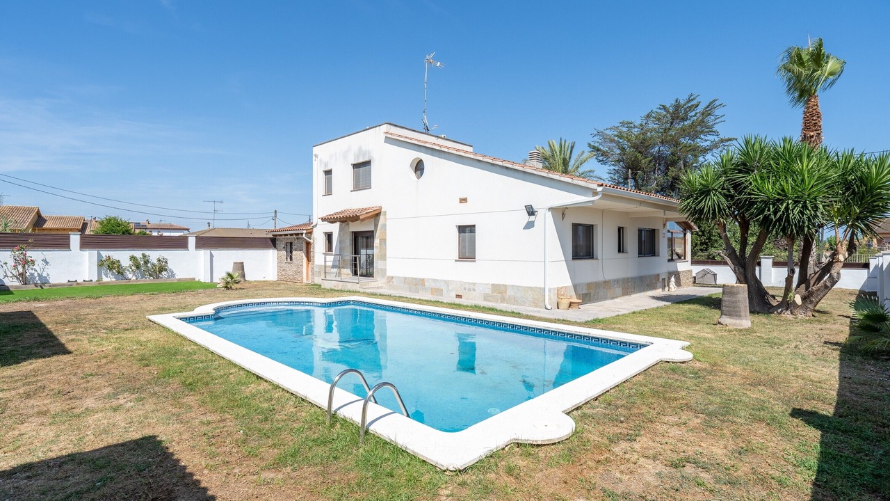 Photo of Outdoor in Albinyana