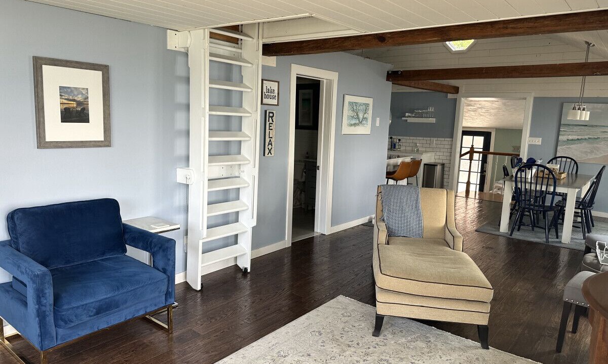 Photo of Livingroom in Town of Ledyard