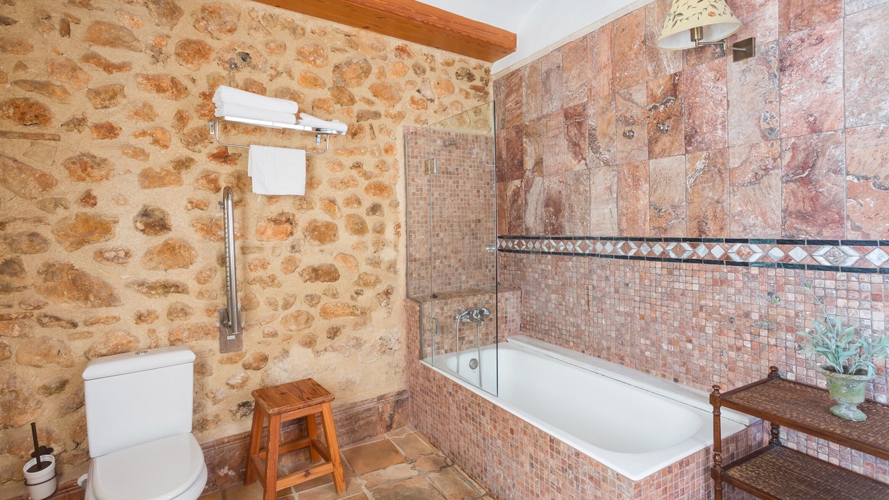 Photo of Bathroom in Villalonga