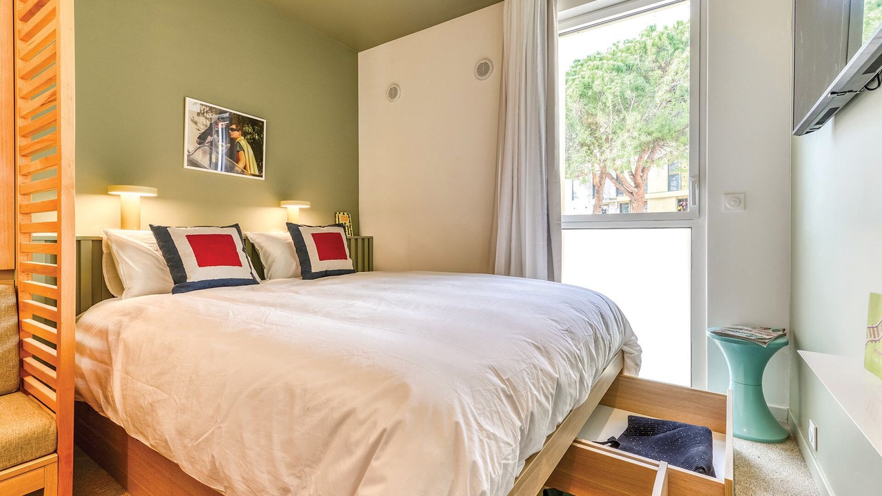 Photo of Bedroom in Gares