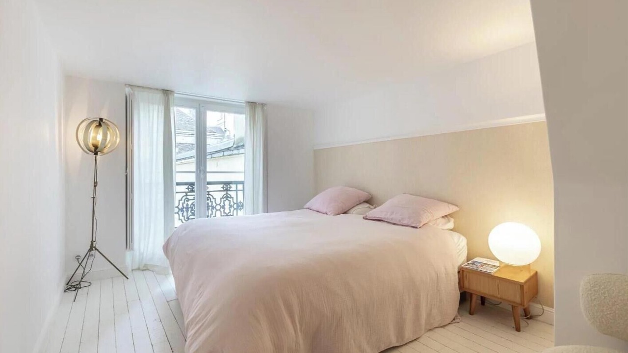 Photo of Bedroom in 4th Arrondissement