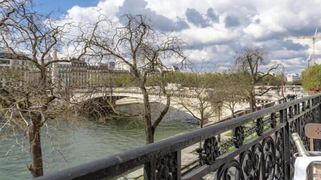 Photo of Others in 4th Arrondissement
