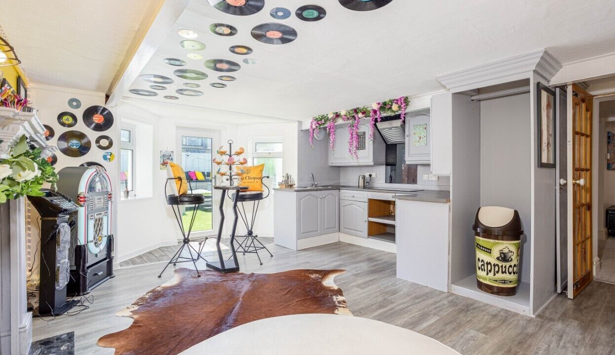 Photo of Others in North Shore