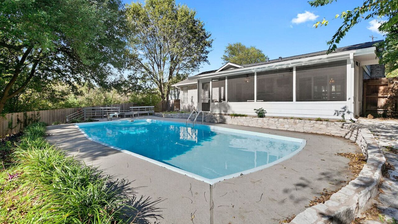 Photo of Outdoor in Greater South River City