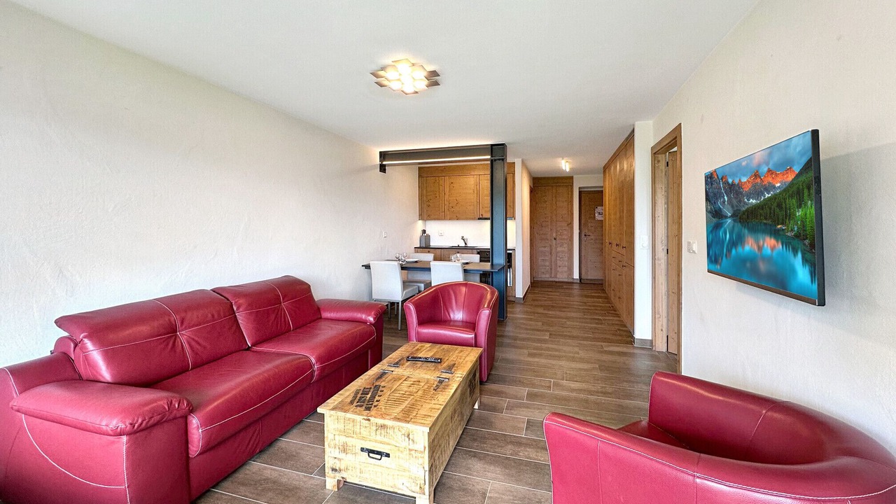 Photo of Livingroom in Lens
