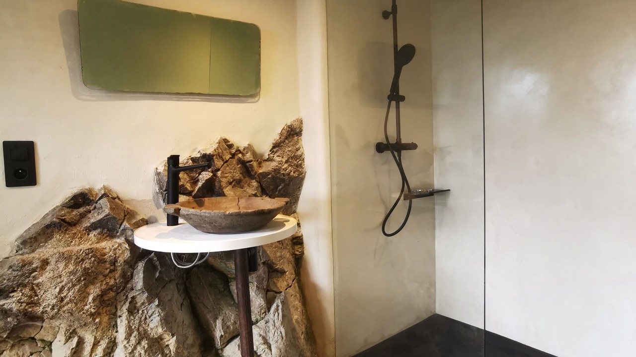 Photo of Bathroom in Prevencheres