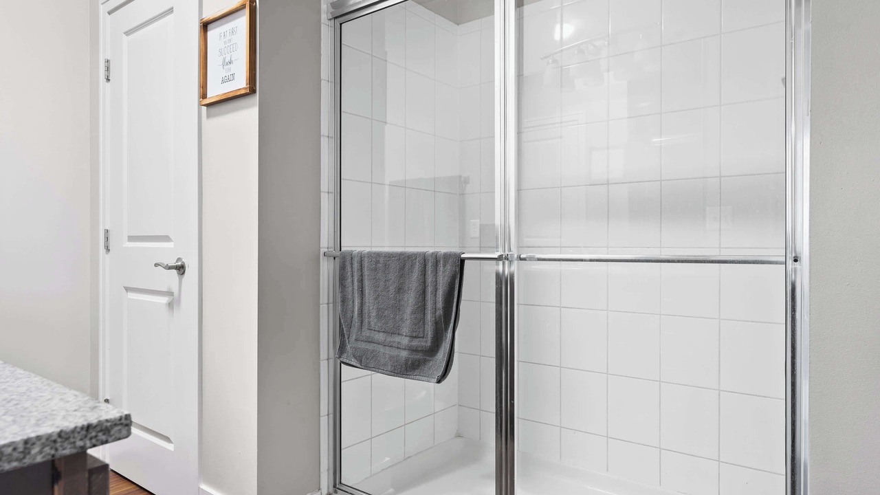 Photo of Bathroom in Mile Square