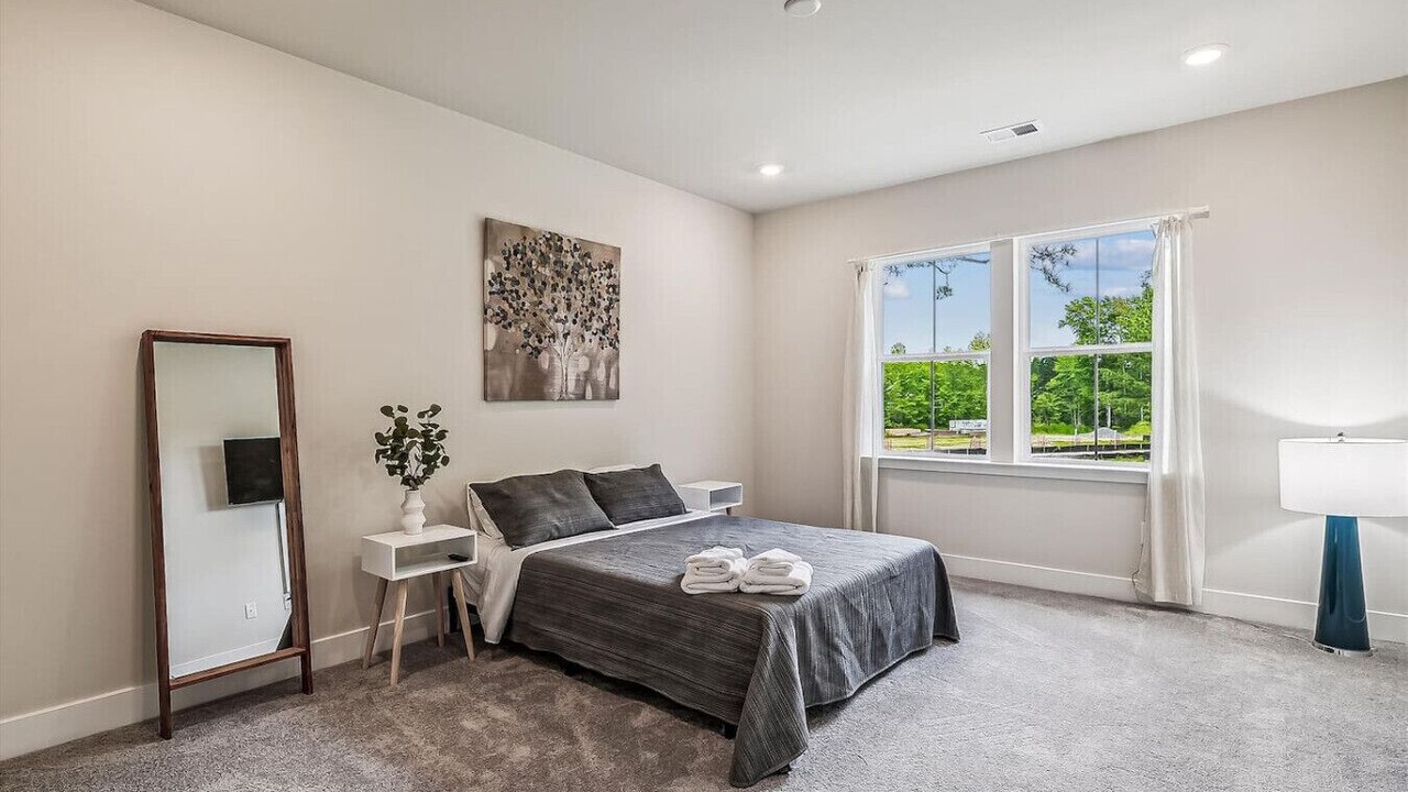 Photo of Bedroom in Frankford