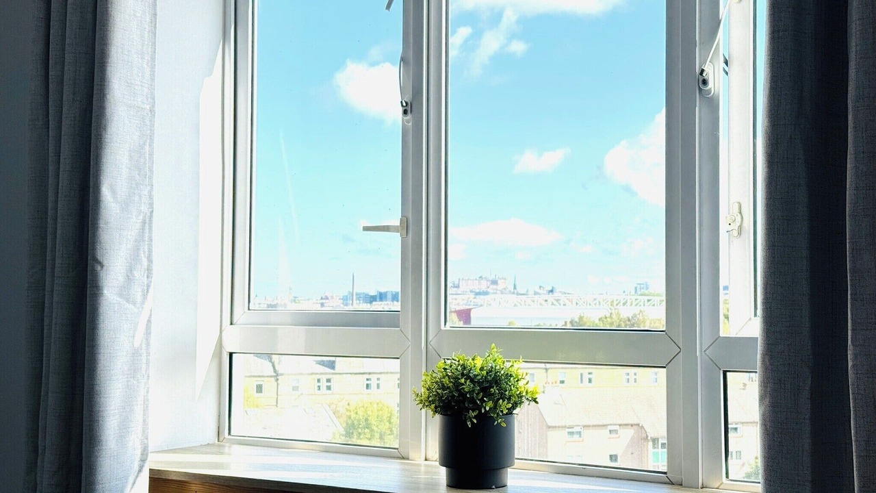 Photo of Others in Gorgie