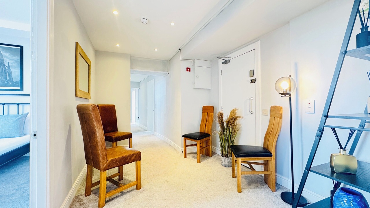 Photo of Others in Gorgie