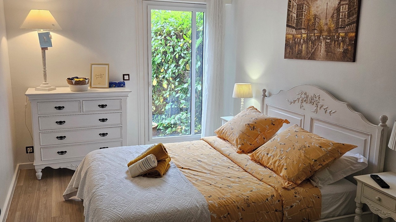 Photo of Bedroom in Chatou