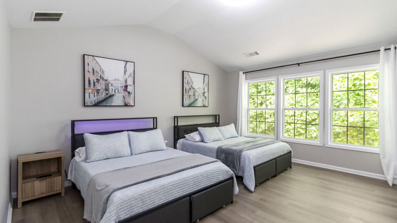 Photo of Others in Duluth