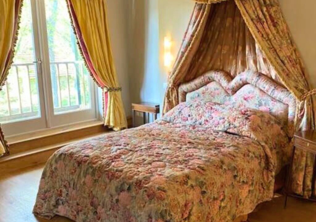 Photo of Bedroom in Garlan