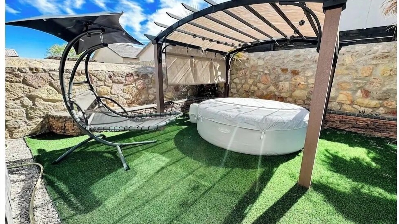 Photo of Patio Balcony in Biggs Field