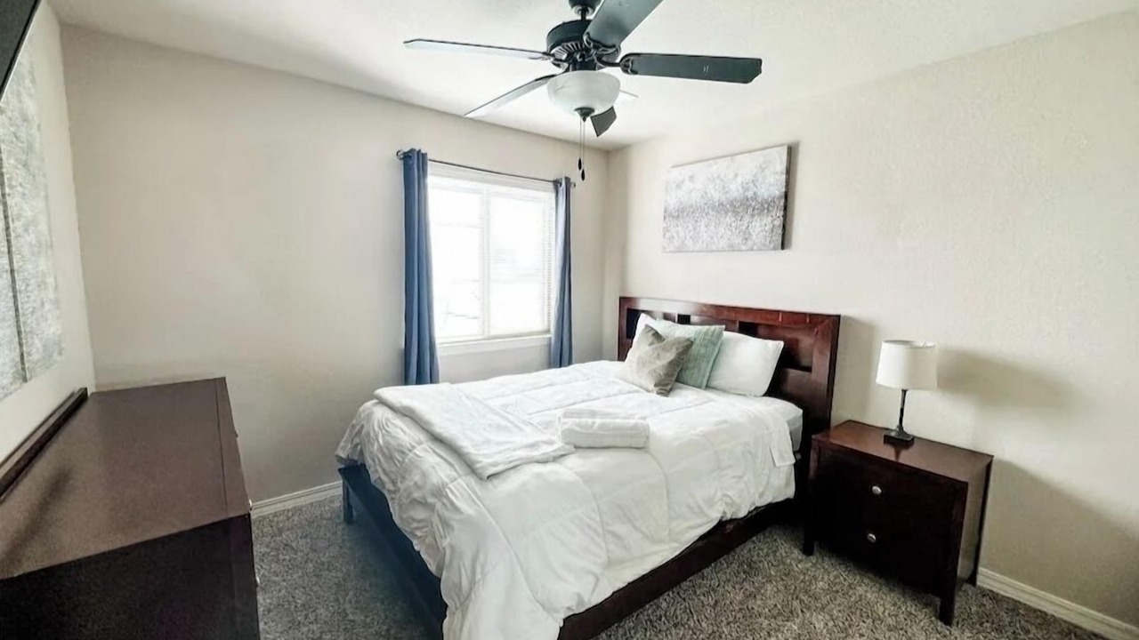 Photo of Bedroom in Biggs Field