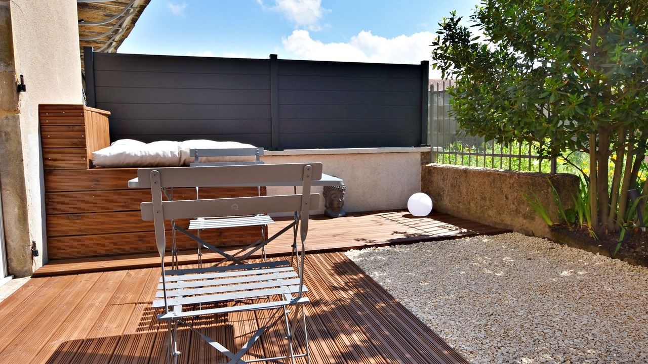 Photo of Patio Balcony in Roanne