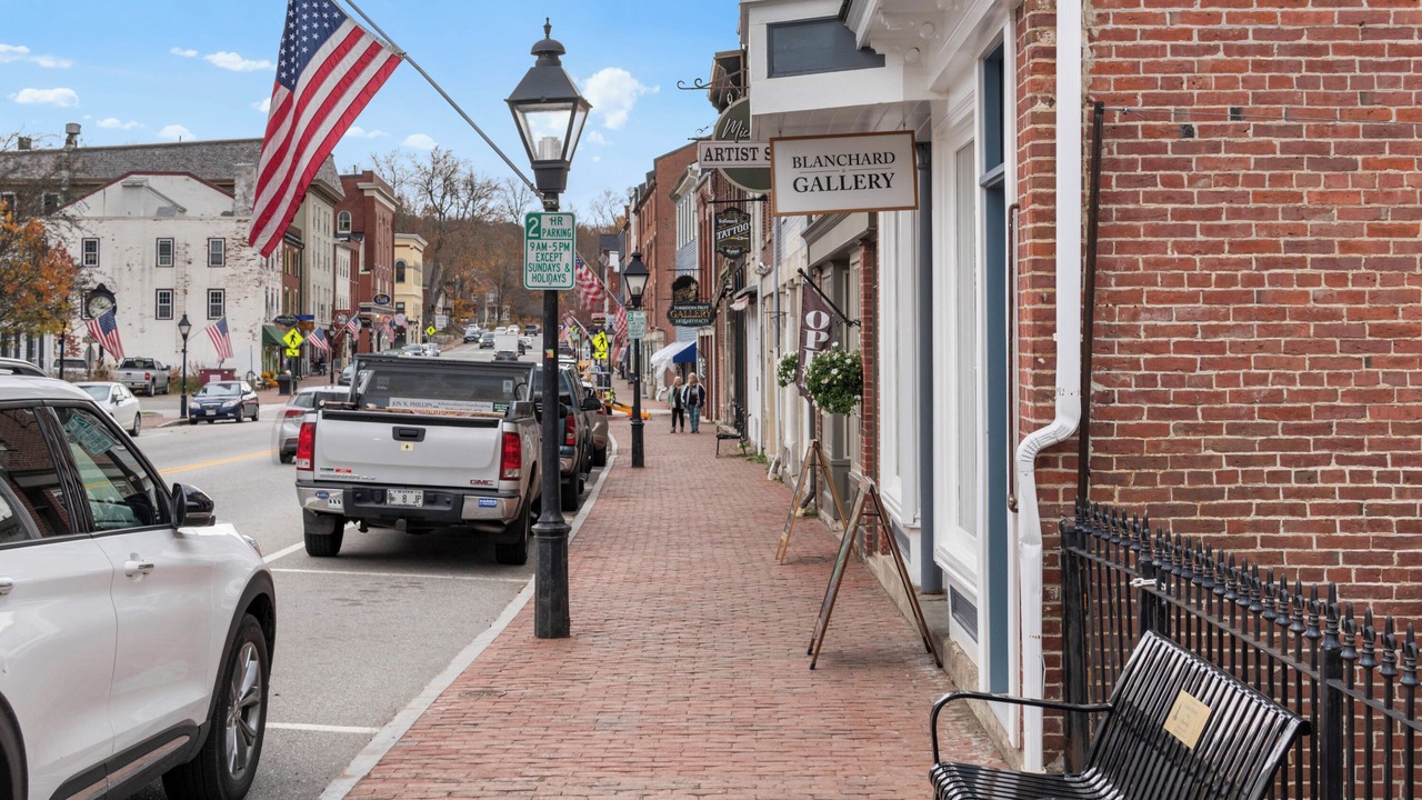 Photo of Others in Hallowell