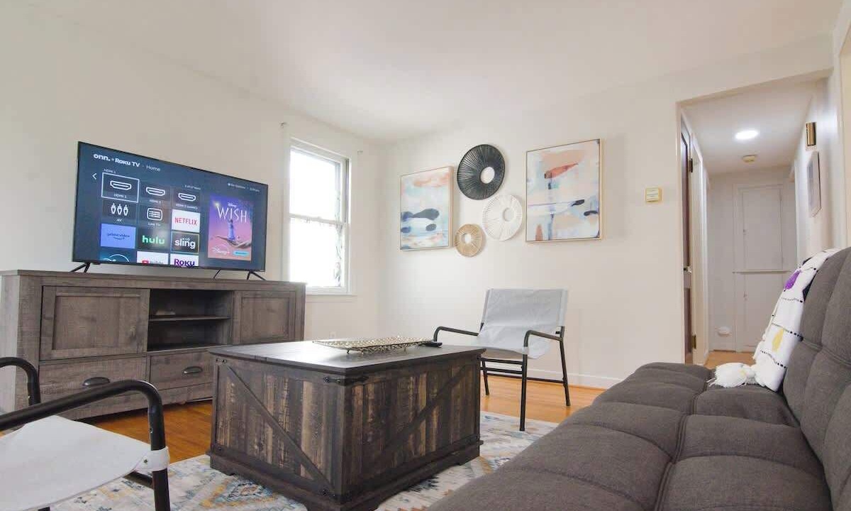Photo of Livingroom in Eggertsville