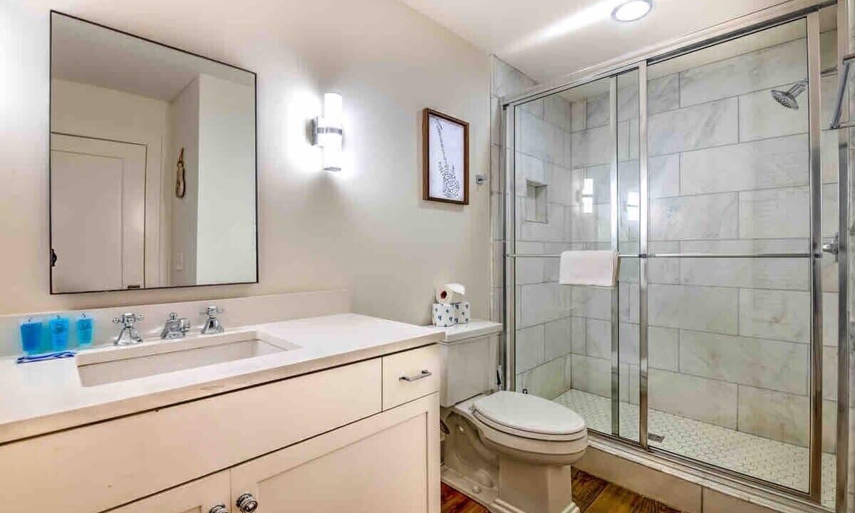 Photo of Bathroom in Hillsboro West End