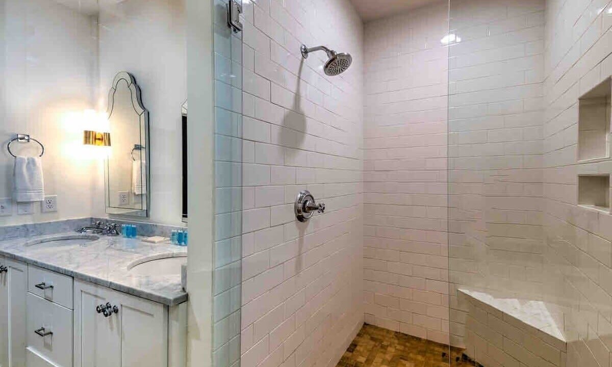 Photo of Bathroom in Hillsboro West End