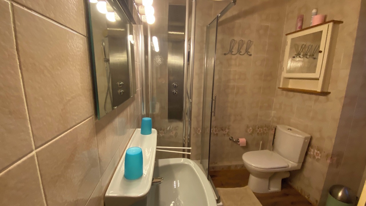 Photo of Bathroom in Les Vans