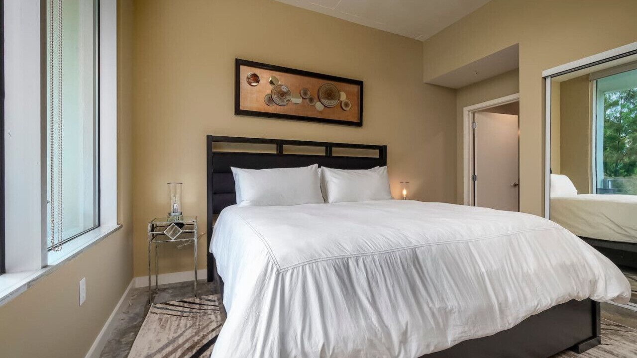 Photo of Bedroom in South Eola